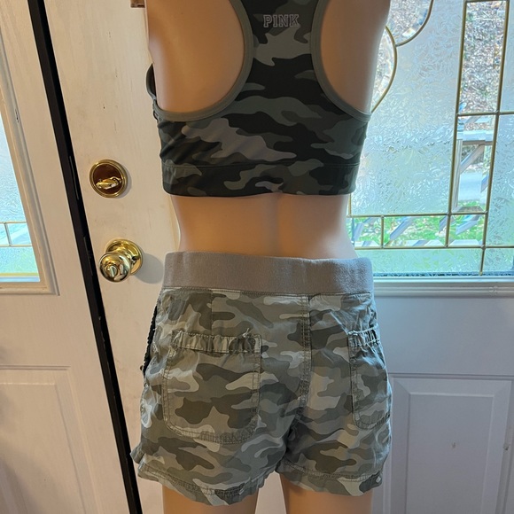 Top VS size Large, bottom size 2 Brand Ana - Picture 7 of 16